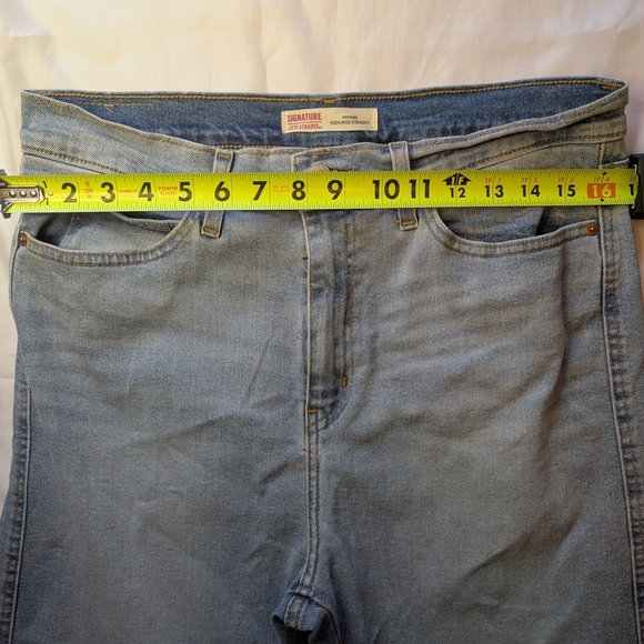 Signature by Levi Strauss Blue Ankle Cropped Jeans - Picture 2 of 7